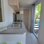 Mobil Familial Bord Ardeche مكان تخييم *
